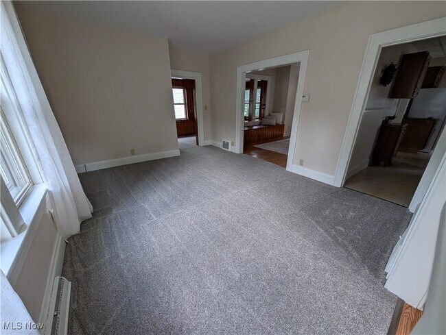 Foto del edificio - 486 Needham Ave