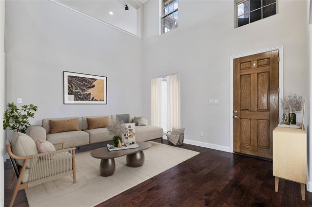 Foto del edificio - 1297 Roma Dr