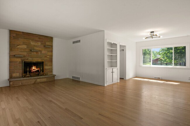 Foto del edificio - 1350 Hart Rd