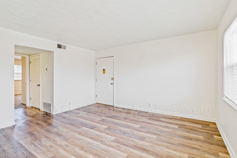 4213 Foreman Ln, Louisville, KY 40219 Condo for Rent in Louisville