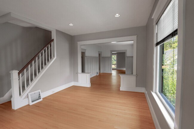 Foto del edificio - Gorgeous 3 BR + Office & 2 BA Home in the John Landings neighborhood with a heated pool!