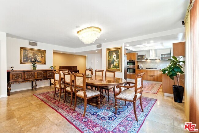 Foto del edificio - 1310 S Roxbury Dr
