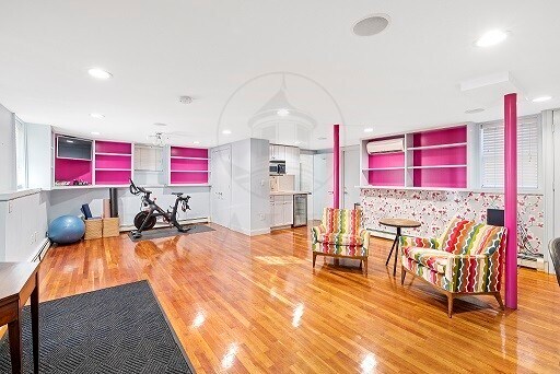 Foto principal - 121 Columbia St