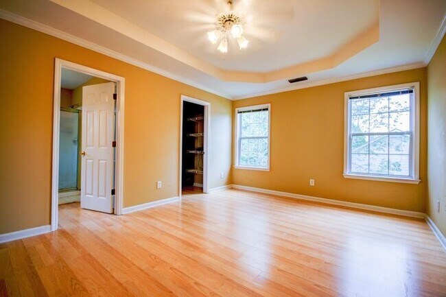 Foto del edificio - 589 Reading Ct NE