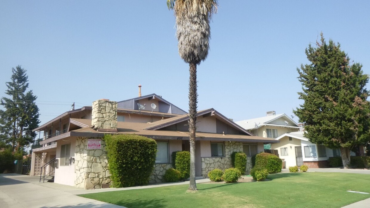 Foto principal - 6012 Stockdale Hwy