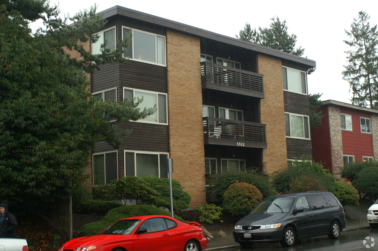 Building Photo - Cowen Park Apartments