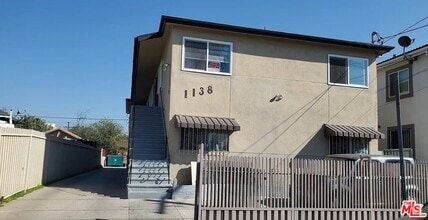 Building Photo - 1138 S Mariposa Ave