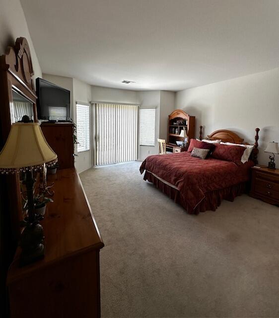 Foto del edificio - 39830 Somerset Ave