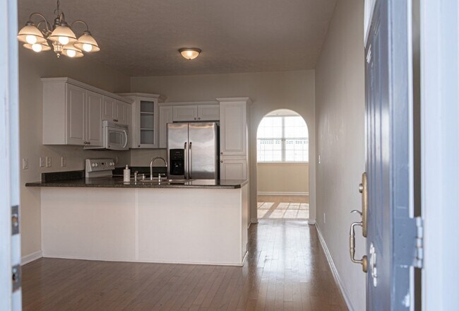 Building Photo - 614 Spence Enclave Way