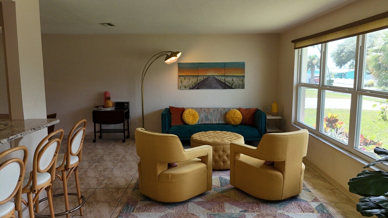 Primary Photo - 20 N Venetian Way