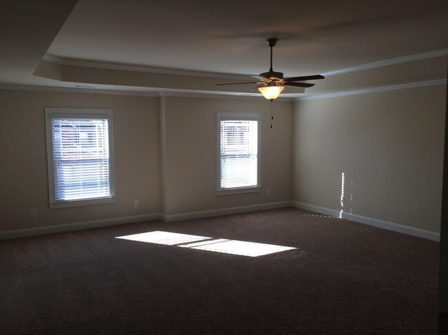 Building Photo - 5385 Bucknell Trace