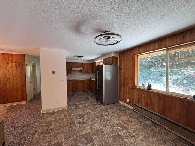 Foto del edificio - Freshly Renovated Home on Over 5 Acres!