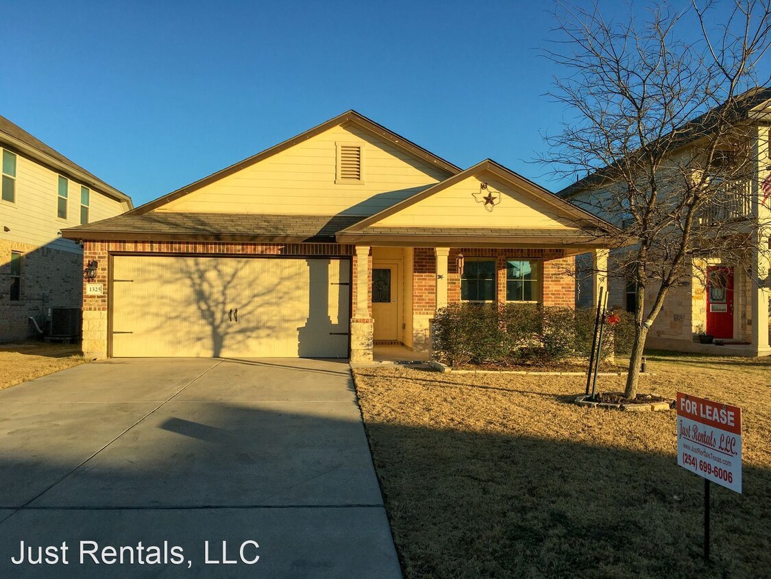 Primary Photo - 3 br, 2 bath House - 1325 Amber Dawn Dr