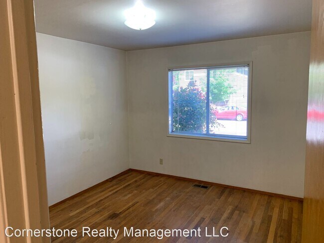 Foto del edificio - 420-422 NW 8th St