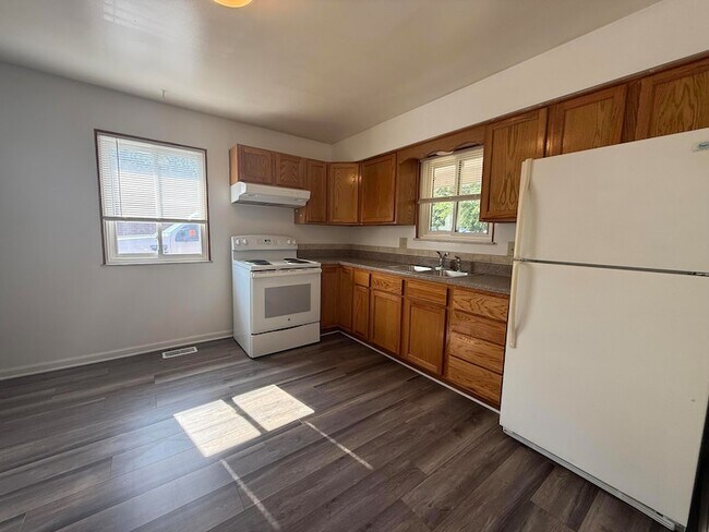 Foto del edificio - 834 Coffee Creek Rd