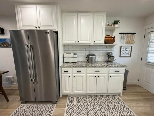 Foto del edificio - Gorgeous Remodeled 3 Bedroom Home in St. George!