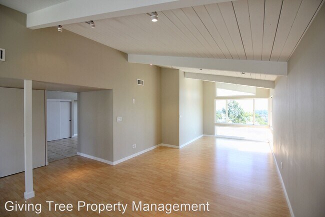 Foto del edificio - 3 br, 2 bath House - 4953 Pacifica Dr.