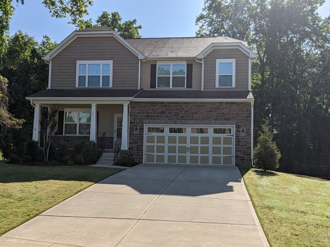 Foto principal - Mooresville with Fenced Yard on Cul De Sac