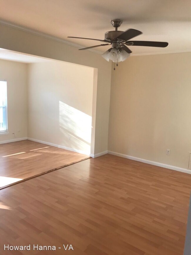 Building Photo - 3 br, 1.5 bath House - 681 Governors Way