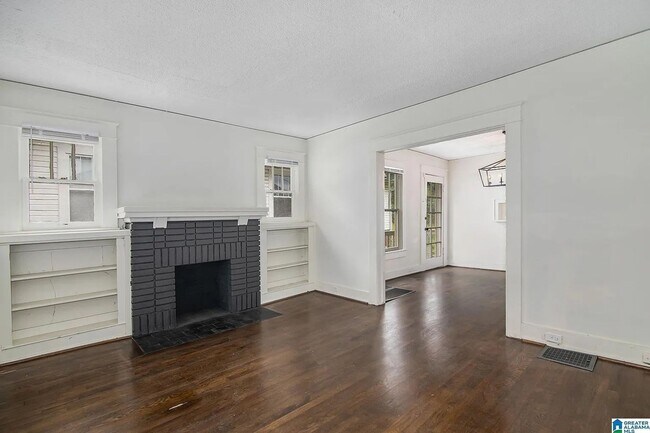 Foto del edificio - Charming Craftsman Bungalow in South East ...