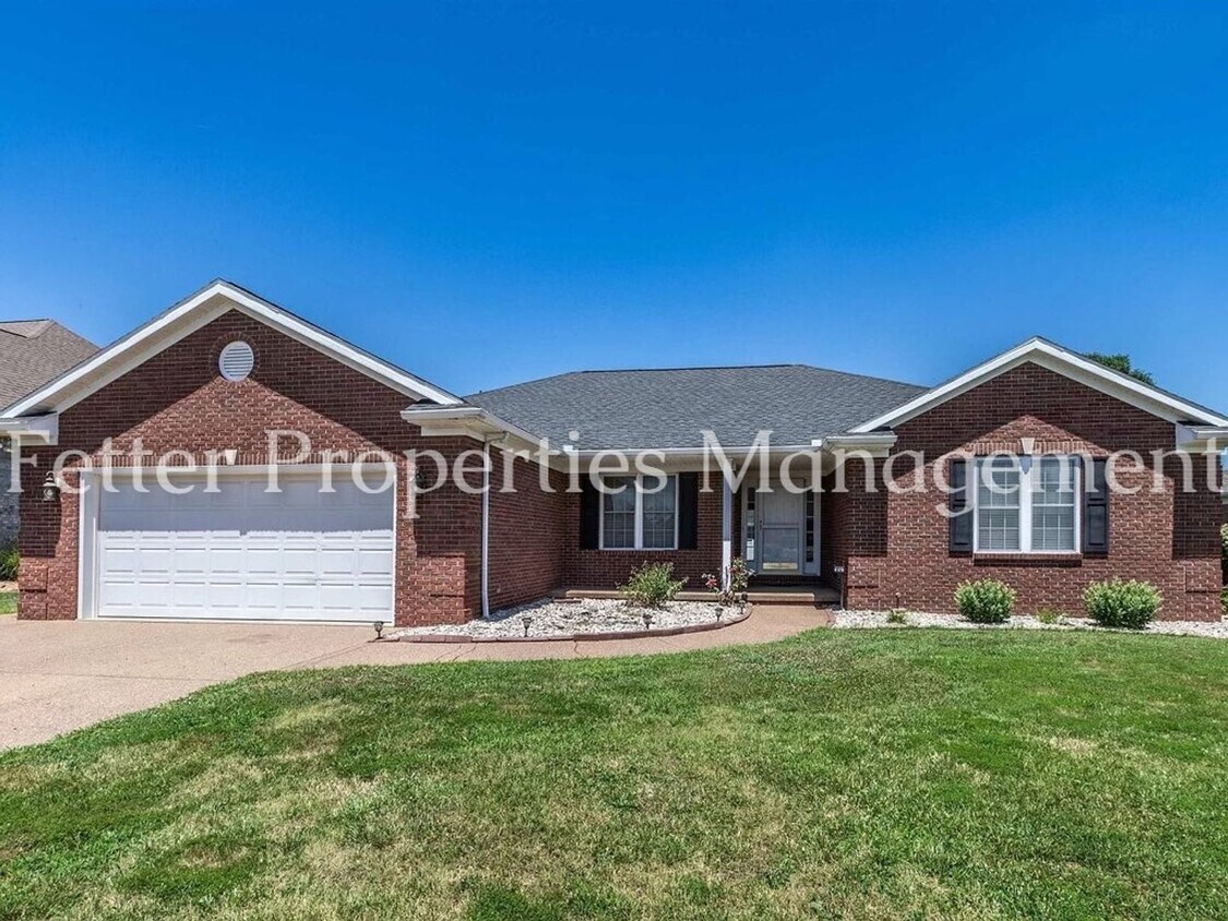 Primary Photo - Beautiful Home Now Available