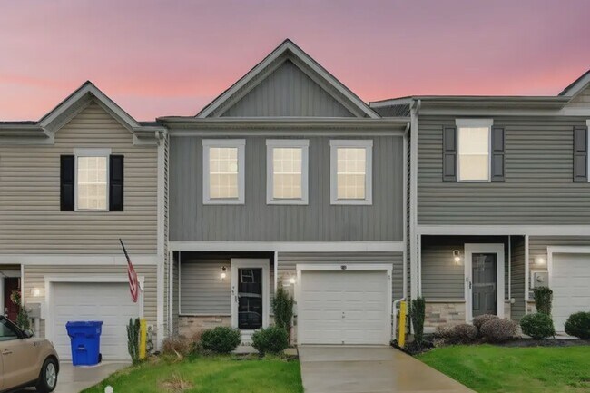 Foto del edificio - 130 Maple Run Dr