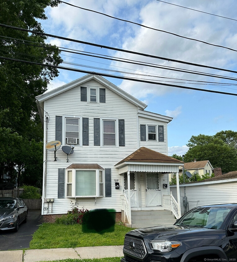 Primary Photo - 25 Locust St