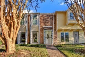 Building Photo - 6539 Wanda Ln