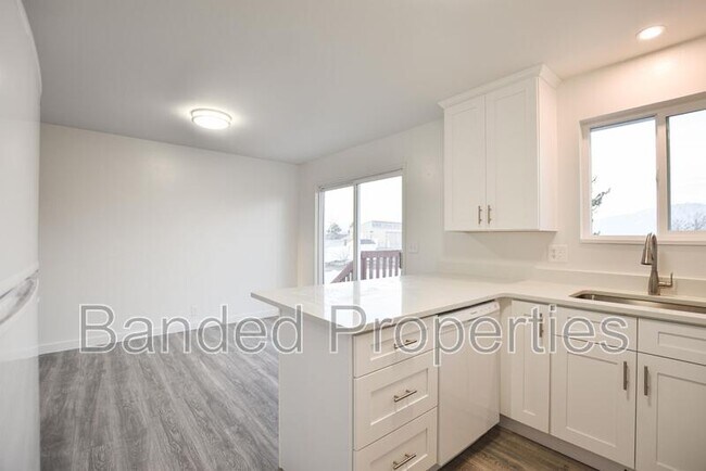 Building Photo - 5849 3840 W