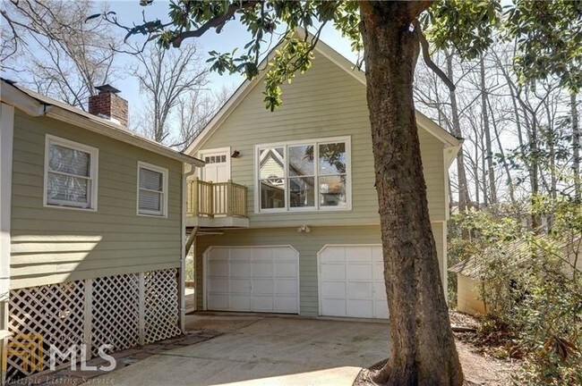 Building Photo - 30 Goulding Pl