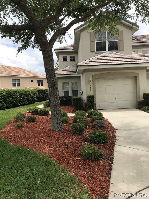 Foto principal - 1716 W Lago Lp