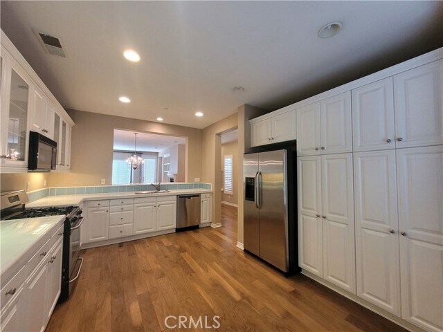 Foto del edificio - 4022 Sutton Ct