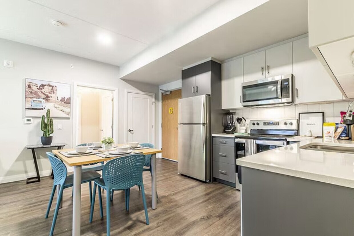 Photo principale - 160 Sherwood Forest Sq