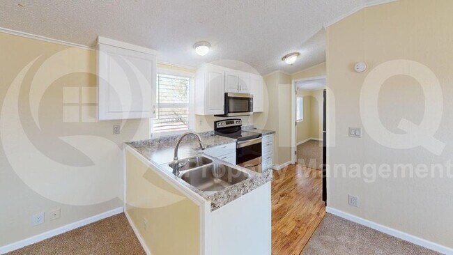 Building Photo - 9830 N Anway Rd