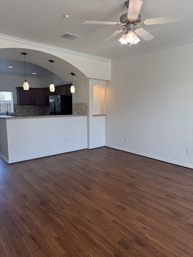 Foto del edificio - 4 Bedrooms and 4.5 baths in College Station