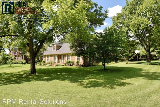 Building Photo - 4 br, 2.5 bath House - 2107 Moccasin Trail