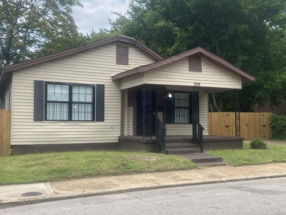 Foto principal - 1573 Barton St