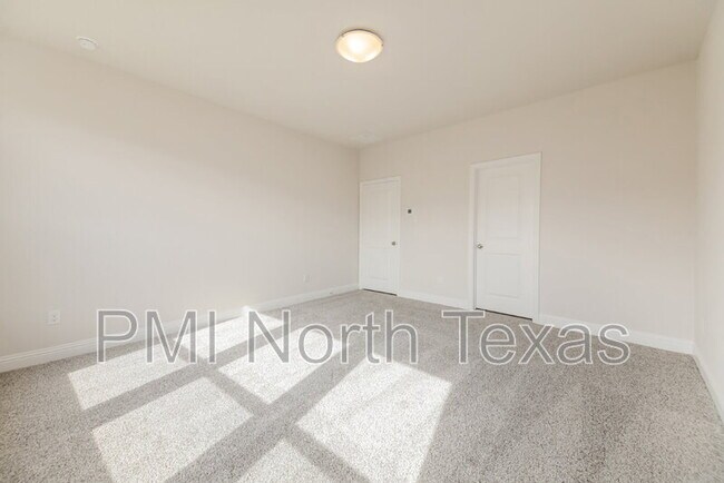 Building Photo - 3114 Cordelia Dr