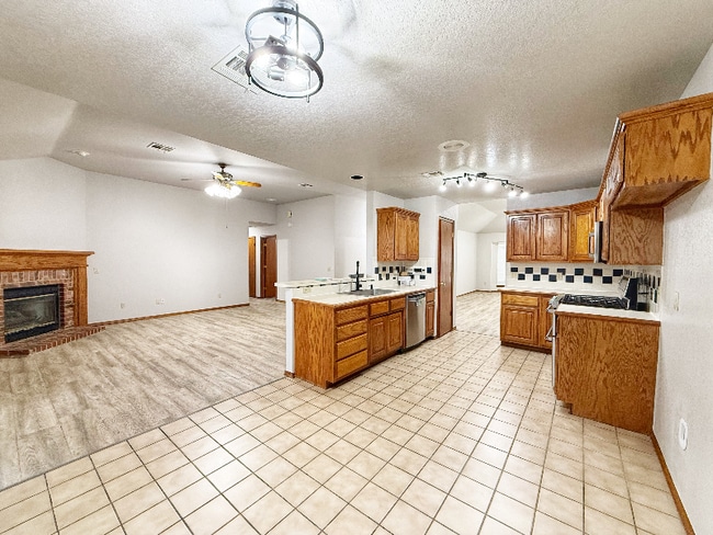 Building Photo - 6605 NW 134th St