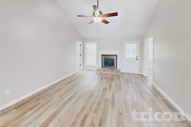 Building Photo - 6009 Plateau Ct