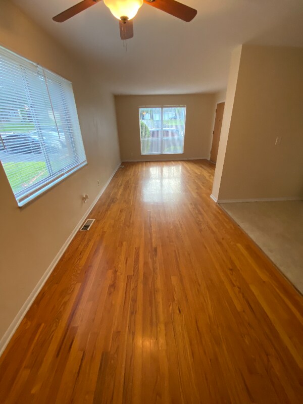 Foto del edificio - 1285 Reavis Barracks Rd