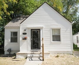 Building Photo - 12038 Lauder St
