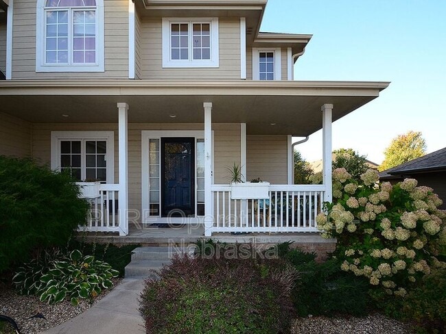 Foto del edificio - 2003 Crest Ridge Dr