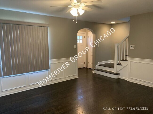 Foto del edificio - This gorgeous home will meet all your need...