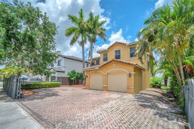 Building Photo - 2155 SW 156th Ct