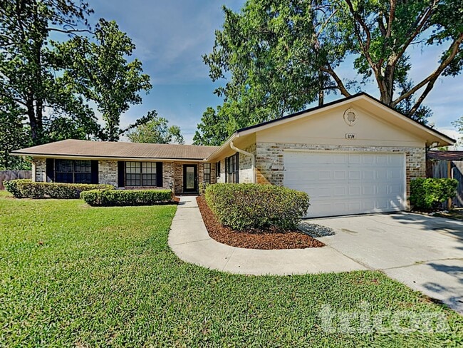 Foto del edificio - 1734 Alder Dr