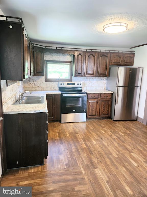 Foto del edificio - 1286 S Imler Valley Rd