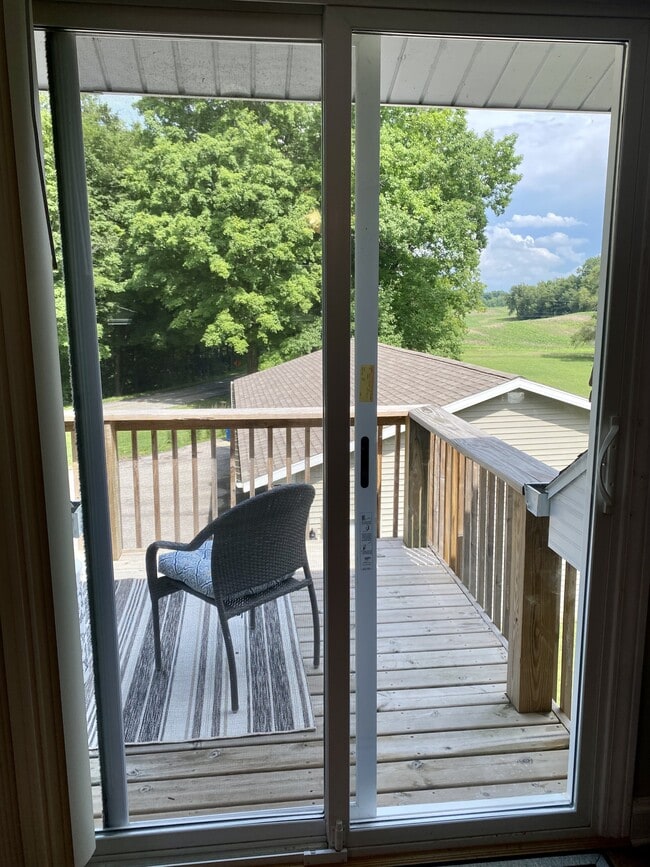 Building Photo - 2546 E Snow Rd