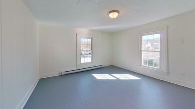 Building Photo - 8 W Prospect St