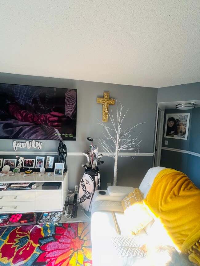 Photo - 3465 Via Poinciana Apartment